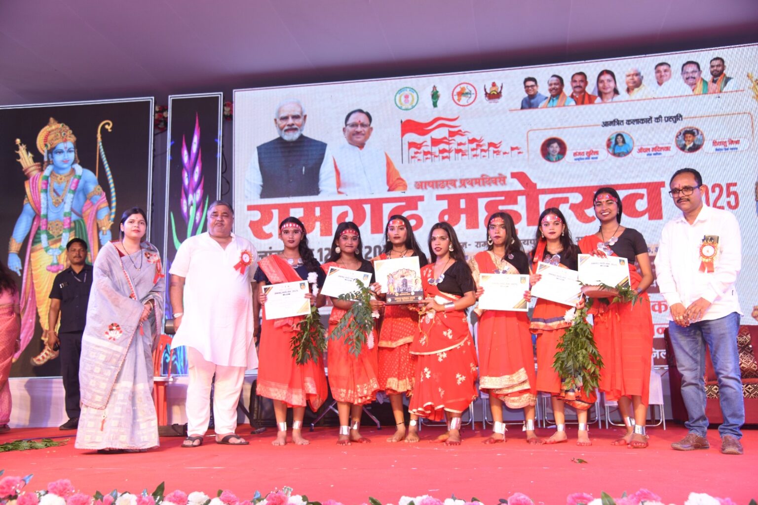 अम्बिकापुर विधायक राजेश अग्रवाल के मुख्य आतिथ्य में दो दिवसीय रामगढ़ महोत्सव का हुआ भव्य शुभारंभ