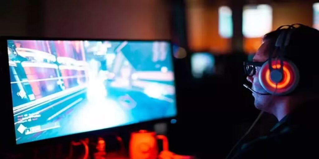 Online Gaming: तो यह है ऑनलाइन गेमिंग का काला सच… बर्बाद हो रहे देश के युवा, हर साल गंवा रहे 20000 करोड़