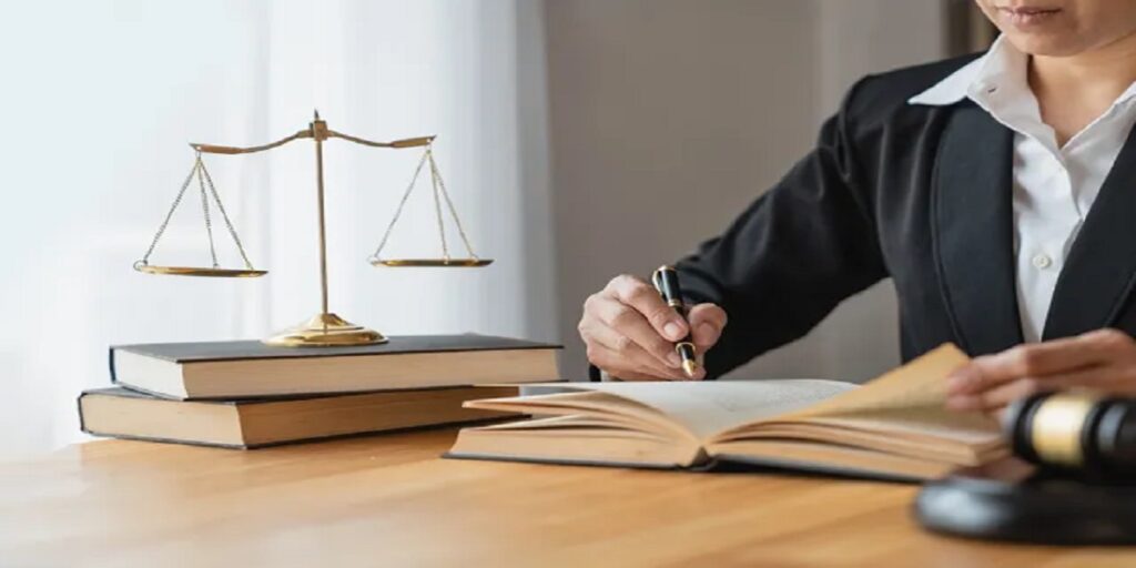 India’s Top Law College: लॉ की पढ़ाई के लिए देश का नंबर-1 कॉलेज कौन सा? यहां जानें पूरी जानकारी