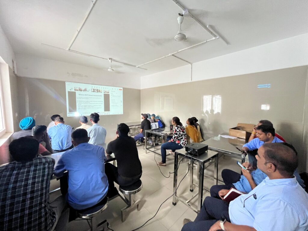 सुपीरियर ग्रुप ऑफ इंडस्ट्रीज की यूनिटों में POSH एक्ट पर जागरूकता प्रशिक्षण आयोजित