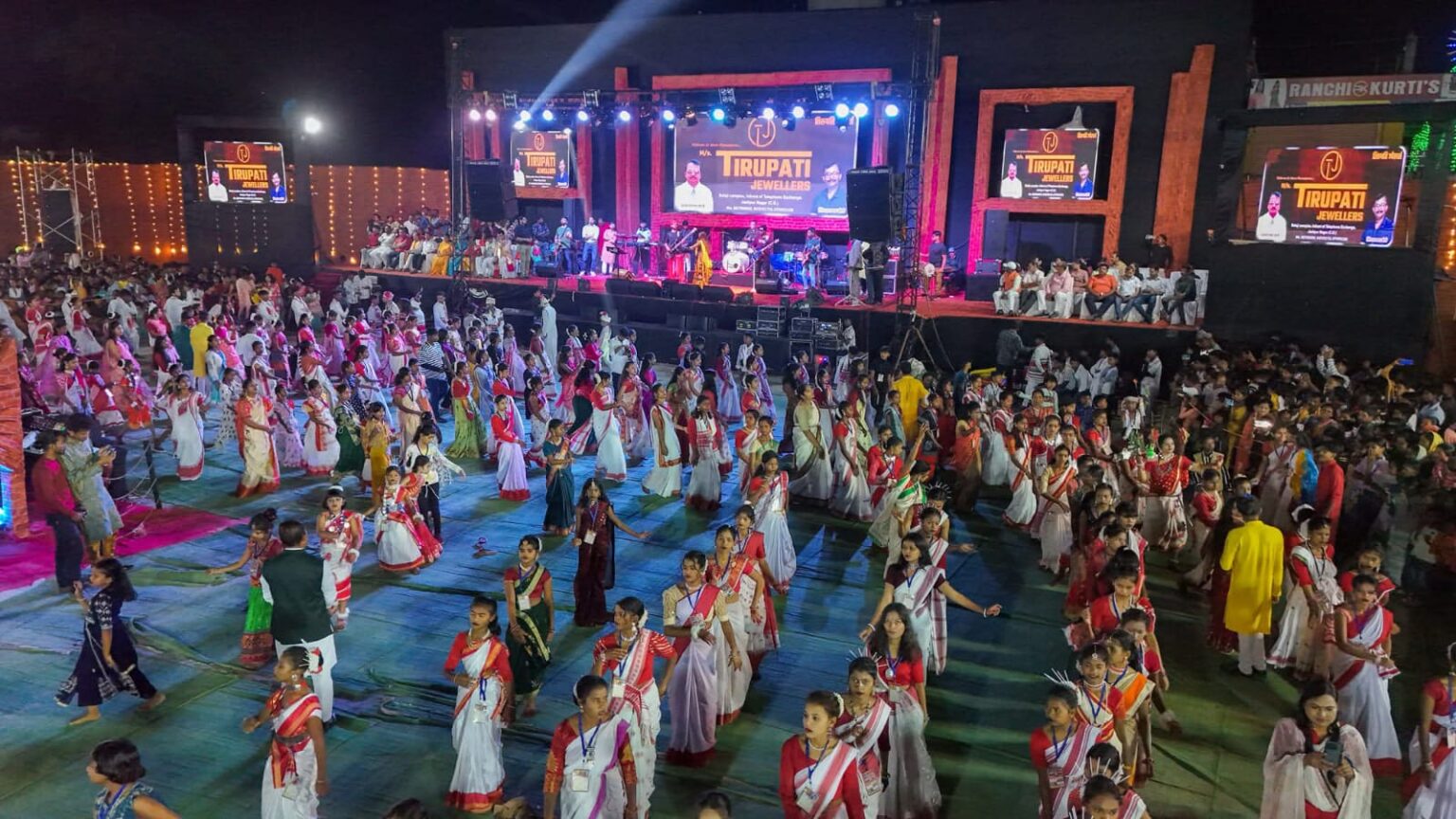 गरबा महोत्सव में भक्ति और संगीत का संगम देश के नामचीन गायक करेंगे प्रस्तुति, प्रतिभागियों को मिलेंगे आकर्षक पुरस्कार