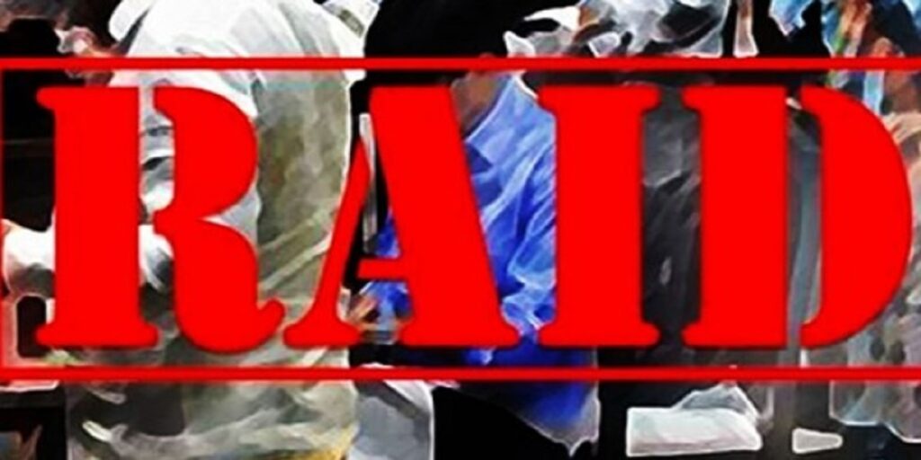 CG Liquor Scam : रायपुर, बिलासपुर और दुर्ग में EOW की बड़ी कार्रवाई, 10 ठिकानों पर छापा