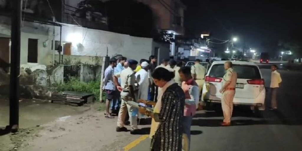 CG में सनसनीखेज वारदात: रात में फायरिंग से हड़कंप, आरोपी बस में बैठने से पहले पकड़ा गया