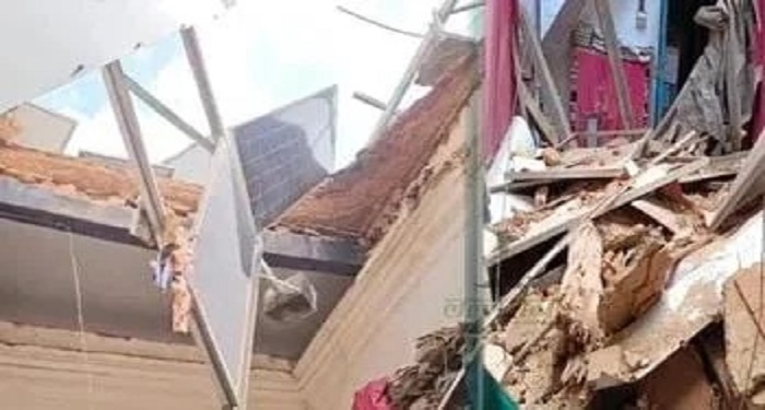 रायपुर कलेक्ट्रेट में हादसा: अंग्रेजी रिकॉर्ड रूम की छत भरभरा कर गिरी, फाइलें मलबे में दबीं