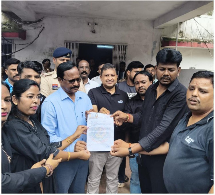 NHM कर्मचारियों का सामूहिक इस्तीफा:हड़ताल के 22वें दिन CMHO को सौंपे गए त्यागपत्र