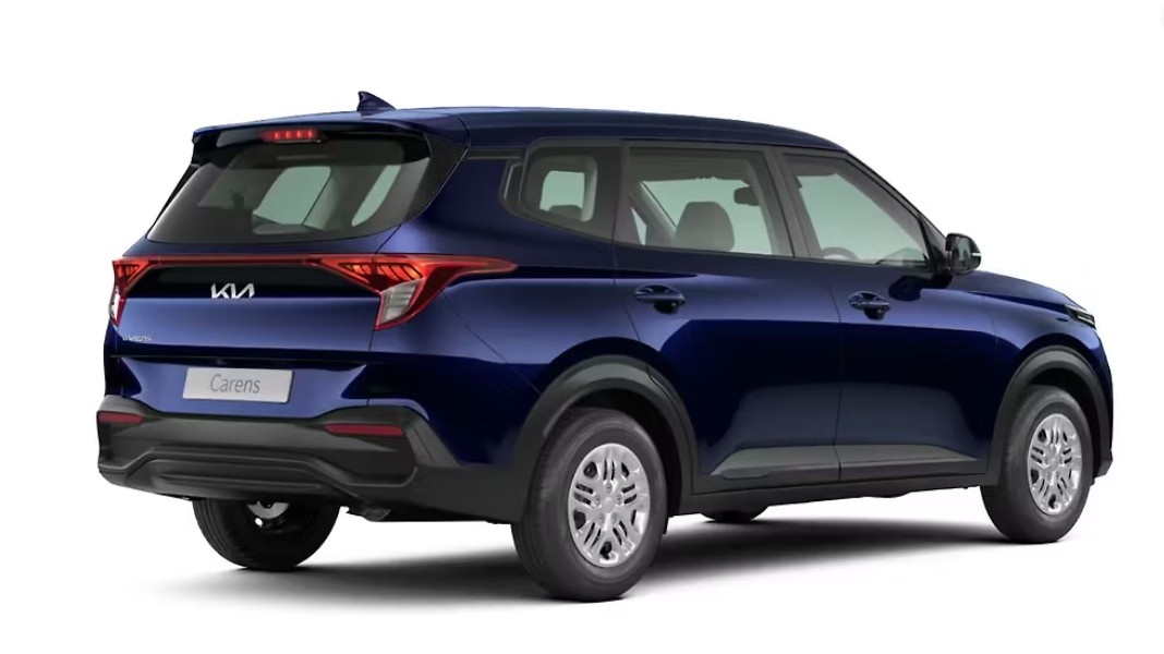 ₹2 लाख में लग्जरी 7-सीटर! Kia Carens अब सिर्फ ₹17,230 EMI में