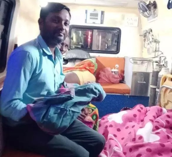 108 टीम की तत्परता से गर्भवती महिला का सुरक्षित प्रसव, मानवता की मिसाल पेश