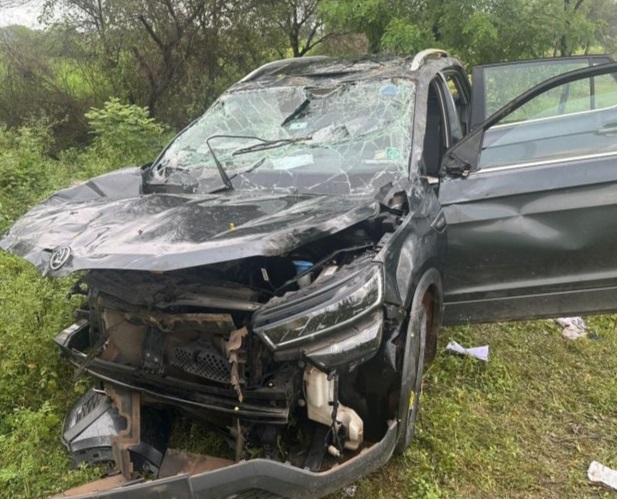 रायपुर शंकर नगर में नाबालिगों ने चोरी की स्कोडा कुशाक, कार सुबह तुमगांव में क्षतिग्रस्त मिली