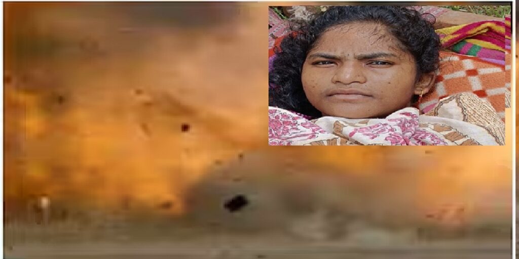 सुरक्षा बलों को निशाना बनाने के दौरान नक्सली IED ब्लास्ट में घायल, महिला माओवादी को साथी छोड़ भागे