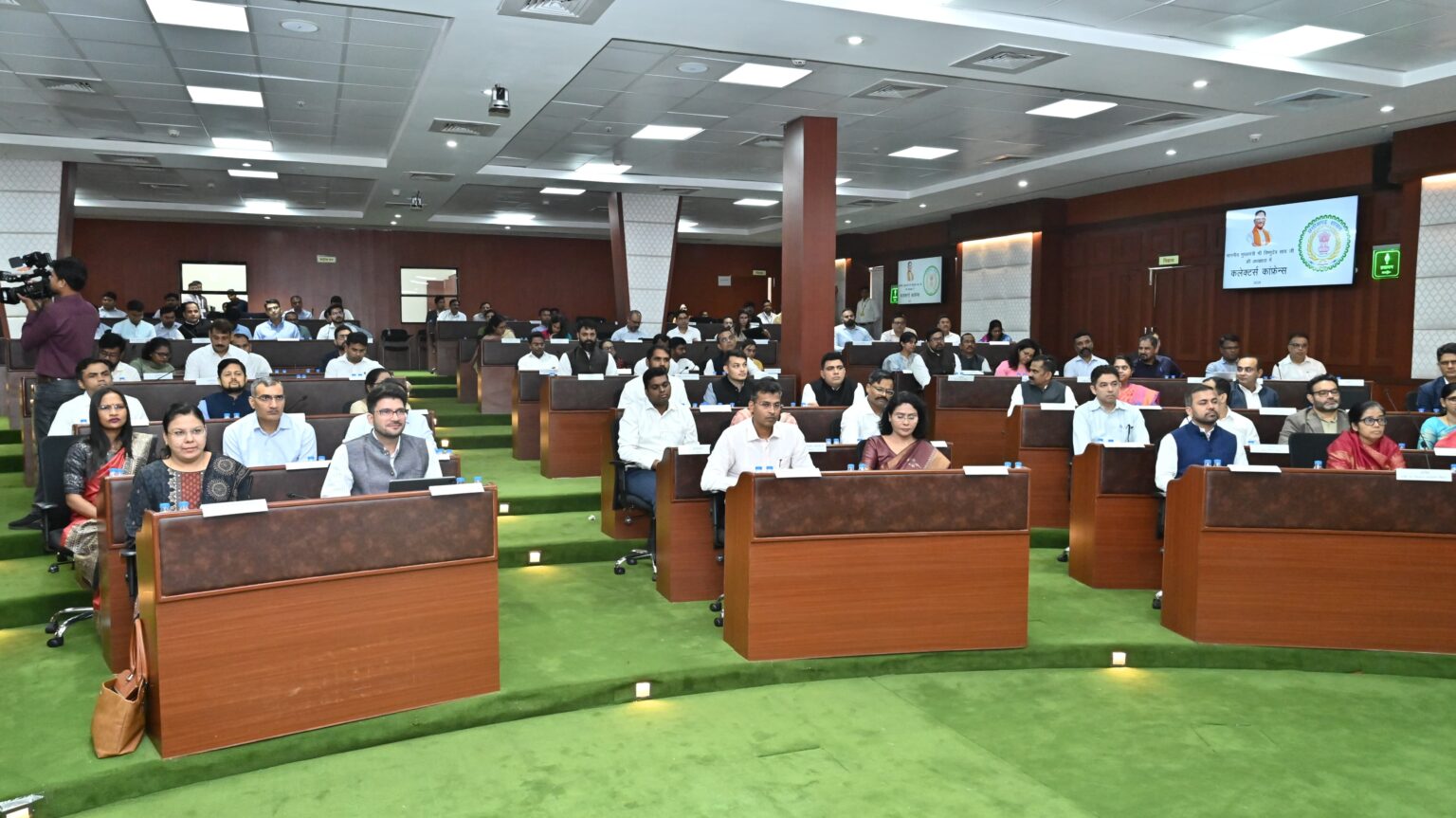 कलेक्टर्स कॉन्फ्रेंस 2025 : शिक्षा और स्वास्थ्य पर मुख्यमंत्री साय का फोकस, ड्रॉपआउट शून्य, हर अस्पताल में शत-प्रतिशत प्रसव और 15 नवंबर से सुचारू धान खरीदी की तैयारी पर जोर