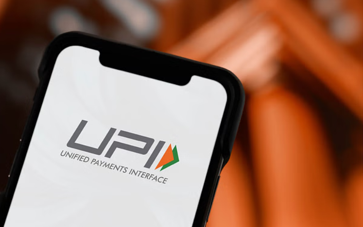 अब UPI से भी जमा कर सकेंगे स्कूल फीस, शिक्षा मंत्रालय ने की डिजिटल भुगतान को बढ़ावा देने की अपील