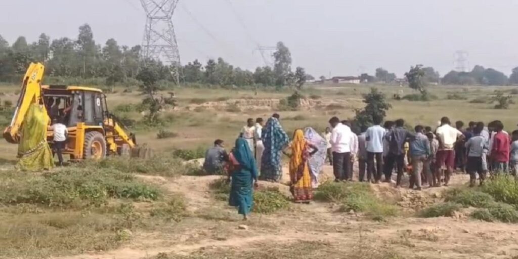 दिवाली की खुशियों के बीच मातम: बलरामपुर में खदान हादसे में 2 की मौत, एक की तलाश