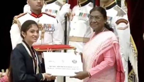 छत्तीसगढ़ की बेटी लखनी साहू को मिला “MY Bharat NSS राष्ट्रीय पुरस्कार”, राष्ट्रपति मुर्मू ने किया सम्मानित