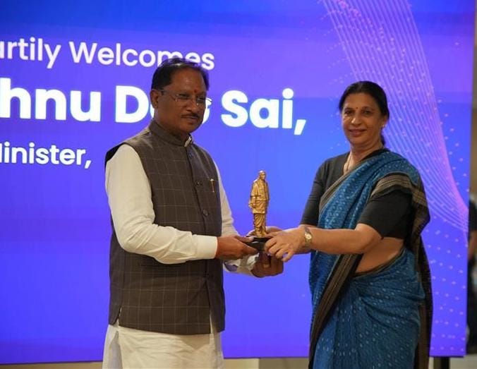 अब छत्तीसगढ़ के 10,000 युवा हर साल सीखेंगे आधुनिक तकनीक मुख्यमंत्री विष्णुदेव साय ने NAMTECH कॉलेज का किया दौरा, आईटीआई कॉलेजों में बड़े बदलाव की तैयारी