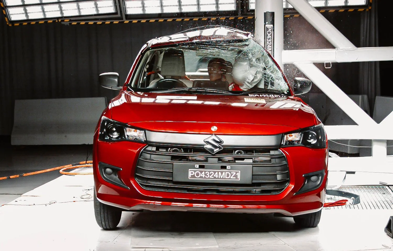 Maruti Suzuki Dzire सिर्फ ₹1 लाख डाउन पेमेंट पर! जानें ऑन-रोड प्राइस ₹8.33 लाख, फीचर्स, फाइनेंस प्लान, माइलेज और किफायती मेंटेनेंस।