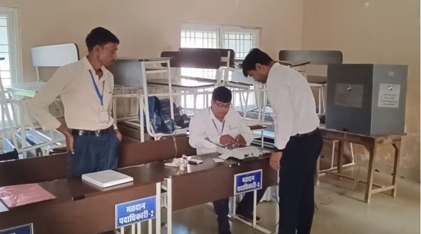 बिहार विधानसभा चुनाव 2025 : पहले चरण की 121 सीटों पर मतदान शुरू