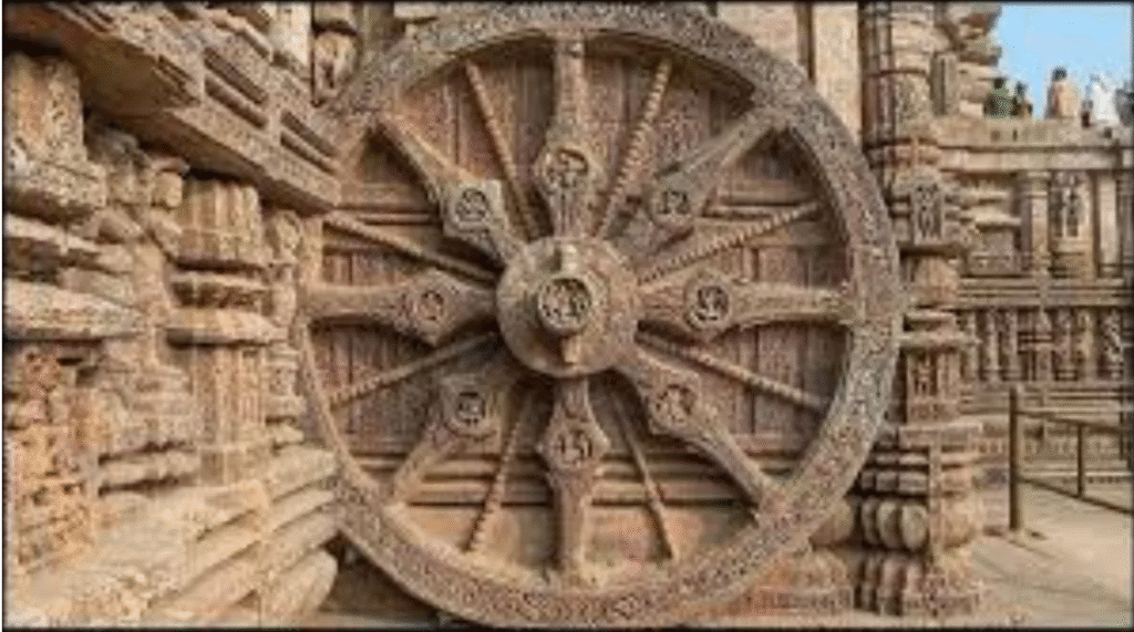 कोणार्क के सूर्यमंदिर में अब नाटमंडप पर नहीं चढ़ सकेंगे पर्यटक, ASI ने लगाया प्रतिबंध