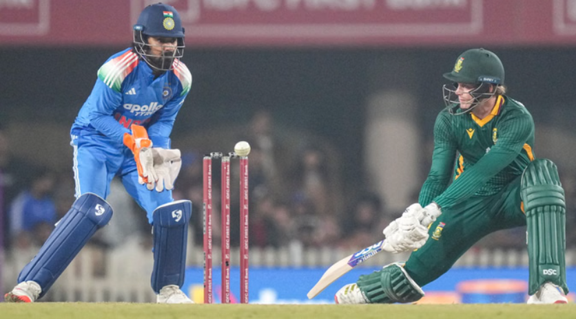 भारत ने दक्षिण अफ्रीका को पहले वनडे में 17 रन से हराया, कुलदीप यादव की घातक गेंदबाजी- रांची में टीम इंडिया 1-0 से आगे