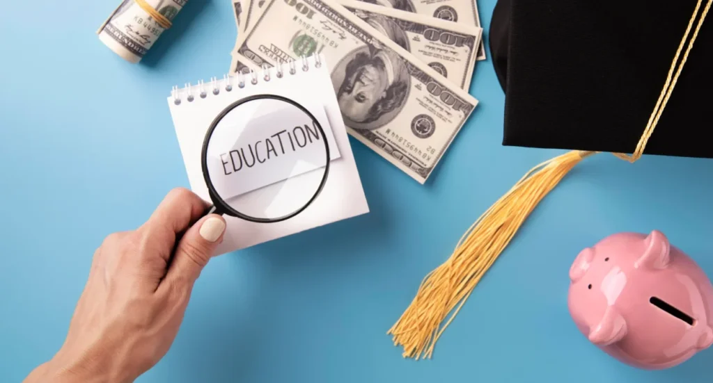 बिना Credit Score भी मिल सकता है Education Loan! जानिए बैंक किन बातों पर देते हैं मंजूरी Education Loan