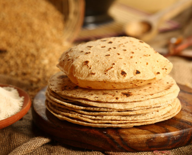 चपाती सूखने की टेंशन खत्म! ये 5 किचन सीक्रेट्स हमेशा रखेंगे Roti को नरम। चपाती सूखने की टेंशन खत्म! ये 5 किचन सीक्रेट्स हमेशा रखेंगे रोटी को नरम।