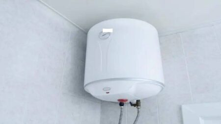 सर्दियों में गीजर ऐसे चलाएं कि बिजली बिल 30% तक कम, एक्सपर्ट गाइड