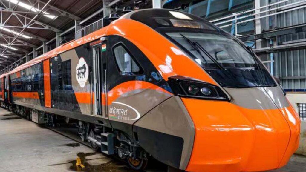 राजधानी एक्सप्रेस की जगह लेगी वंदे भारत स्लीपर? 12 दिसंबर को आ रहा है पहला रैक! राजधानी एक्सप्रेस की जगह लेगी वंदे भारत स्लीपर? 12 दिसंबर को आ रहा है पहला रैक!