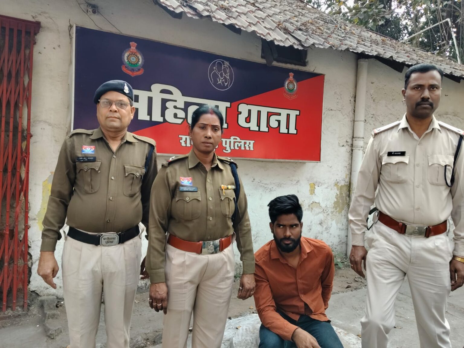 रेप पीड़िता को जान से मारने की धमकी देने वाला हिस्ट्रीशीटर बादल राजपूत और साथी पर केस दर्ज, एसएसपी की कड़ी चेतावनी