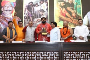 प्रबल प्रताप सिंह जूदेव को मिला प्रतिष्ठित ‘हिंदू केसरी सम्मान’; हिंदी पत्रकारिता दिवस पर पत्रकारों के योगदान को सराहा