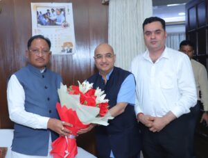 सुपीरियर ग्रुप ऑफ इंडस्ट्रीज के प्रमोटर्स प्रदीप अग्रवाल ने मुख्यमंत्री विष्णु देव साय से की शिष्टाचार भेंट