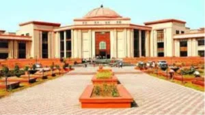 सड़क हादसों और मौतों पर छत्तीसगढ़ हाई कोर्ट सख्त: राज्य सरकार और NHAI से मांगा जवाब;