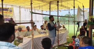 मैनपाट में नई बॉक्साइट खदानों पर बवाल: जनसुनवाई में ग्रामीणों का जोरदार विरोध प्रदर्शन, विधायक बोले– पर्यटन स्थलों की जानकारी छिपाकर ली गई स्वीकृति की होगी जांच
