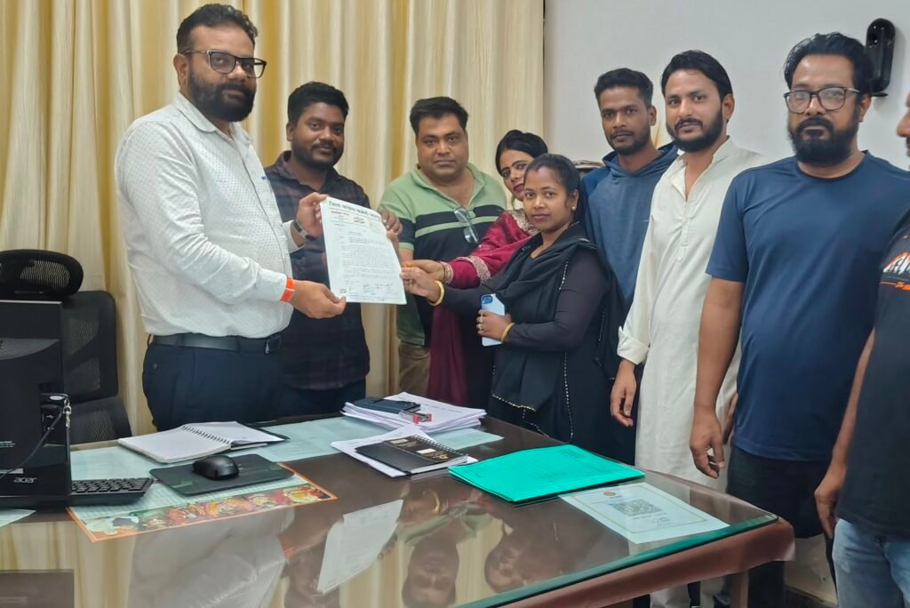 छात्रावास के विद्यार्थियों को भाजपा की रैली में शामिल किए जाने के विरोध में कांग्रेस ने सौंपा ज्ञापन