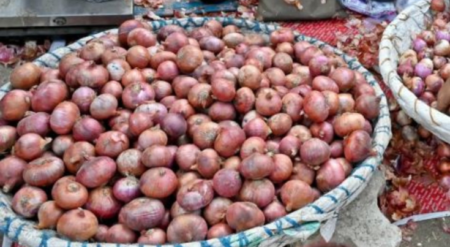 विशेष आलेख: चीनी के बाद प्याज ने बढ़ाई महंगाई की तपिश, त्योहारी सीजन से पहले आपूर्ति प्रबंधन की सख्त परीक्षा