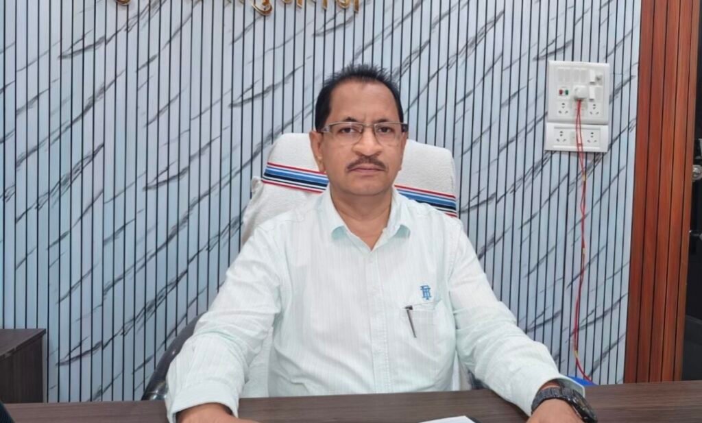 बलरामपुर: 4 करोड़ 51 लाख के कथित गड़बड़ी मामले में जिला शिक्षा अधिकारी का स्पष्टीकरण, बोले– राज्य स्तर से संचालित होती है प्रक्रिया