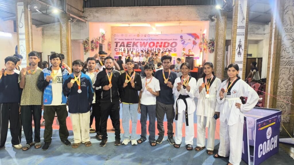 राज्य स्तरीय ताइक्वांडो प्रतियोगिता में जशपुर के खिलाड़ियों का शानदार प्रदर्शन, 12 पदक जीते; 9 खिलाड़ी अब राष्ट्रीय स्तर पर करेंगे जिले-राज्य का प्रतिनिधित्व