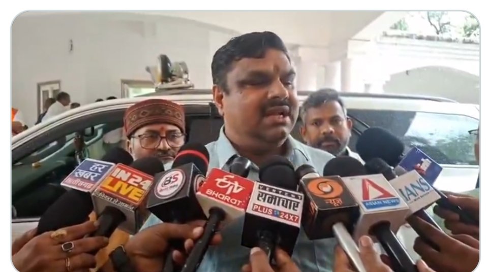 शिक्षा मंत्री गजेंद्र यादव का बड़ा ऐलान: भारी बारिश के चलते छत्तीसगढ़ के स्कूलों में दो दिनों की छुट्टी