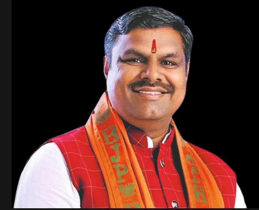 अब मार्कशीट और माइग्रेशन के लिए नहीं काटने पड़ेंगे दफ्तरों के चक्कर: माशिमं की सेवाएं ‘लोक सेवा गारंटी’ में शामिल, 60 दिन में मिलेगा समाधान